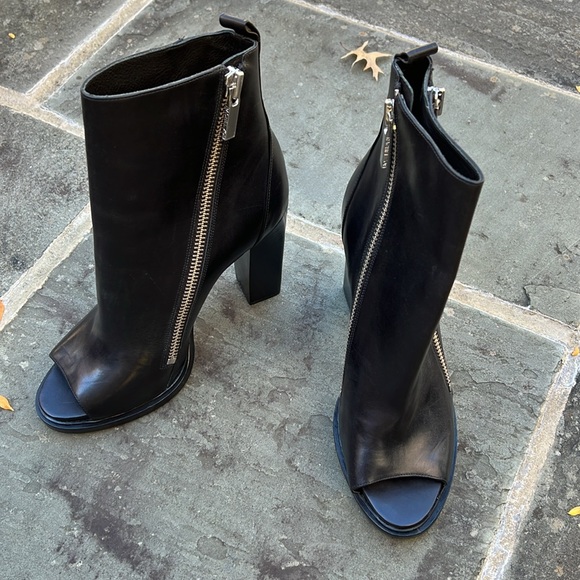 Rachel Zoe Black Leather Zipper Open Toe Heeled Ankle Booties - Picture 2 of 12